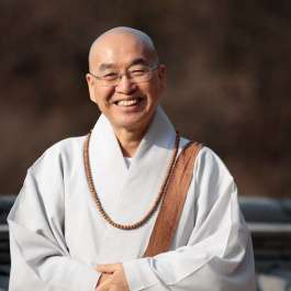 Korean Zen Monk Ven. Pomnyun Sunim to Hold Global Online Dharma Talks