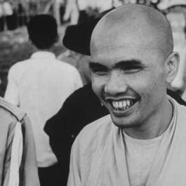 Buddhist Monk at Heart of Wartime Politics in Vietnam Dies Aged 95