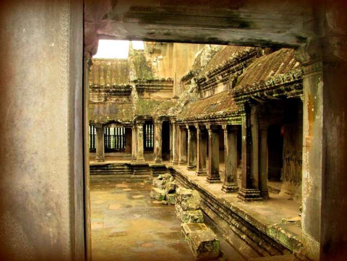 Ancient Temple 2015 © Sarah C. Beasley, Ankhor Wat