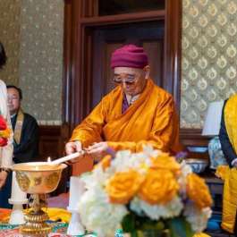 Making History: Vesak Celebrated at the White House with Candle Offerings