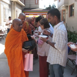 Generosity, Right Livelihood and Appreciation: Reflections on Buddhist lay life