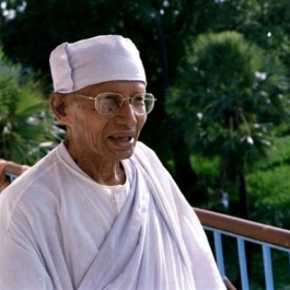 Commemorating the Centenary of the Birth of Vipassana Meditation Master Munindraji