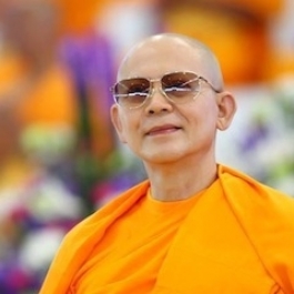 Thai King Strips Spiritual Head of Dhammakaya Sect of Royal Title