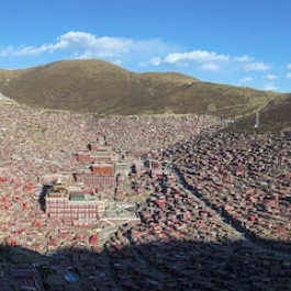 Senior Abbot at Larung Gar Says Evictions Almost Complete; Demolition Target Reduced