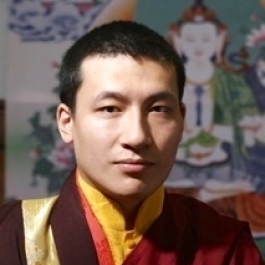 Senior Tibetan Lama Announces Decision to Disrobe, Marry Childhood Friend