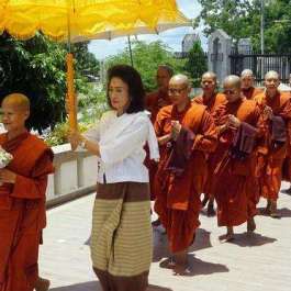 Daughters of Buddhism in Thailand Find Growing Acceptance in the Face of Official Disapproval