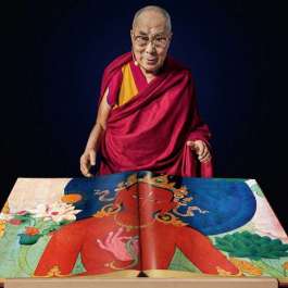 New Book, Signed by the Dalai Lama, Offers a Unique Glimpse of Rare Buddhist Murals from Tibet