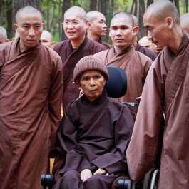 Thich Nhat Hanh Returns to His Roots in Vietnam
