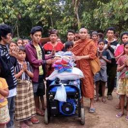 Engaged Buddhism in Action: KMJ Offers Disaster Relief in the Wake of Deadly Lombok Quakes
