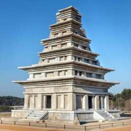 Korea’s Oldest Stone Buddhist Pagoda Officially Unveiled after 20-year Restoration Project