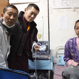 In Landmark Move, Buddhist Bhutan Gives Teachers, Medics Highest Pay Grade for Civil Servants