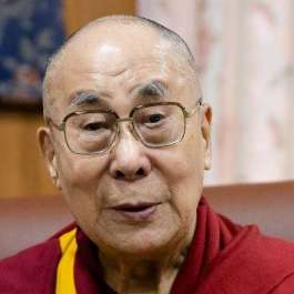 Dalai Lama’s Statements about Women and Refugees Lead to Outcry and an Apology