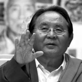 Former Rigpa Head Sogyal Rinpoche Passes Away in Thailand
