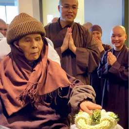 Thich Nhat Hanh Travels to Thailand for Medical Check-up
