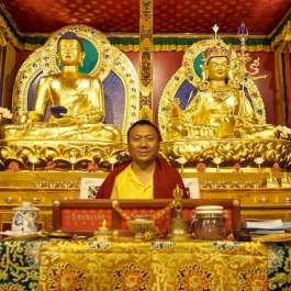 A Diamond in Snow: Tulku Dakpa Rinpoche’s Buddhist Community in Finland