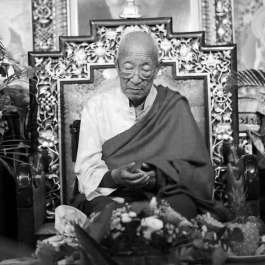Lhundrub Chime Gatsal Ling Announces Passing of Garje Khamtrul Rinpoche