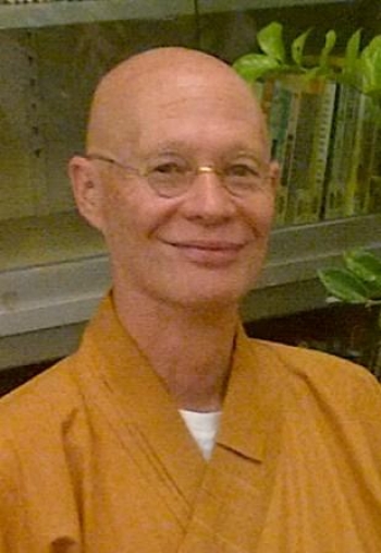 Master Zhi Sheng has worked most of his career as a psychotherapist and mental health educator in Australia. His work is in bringing foreigners to understand Pure Land Buddhism.