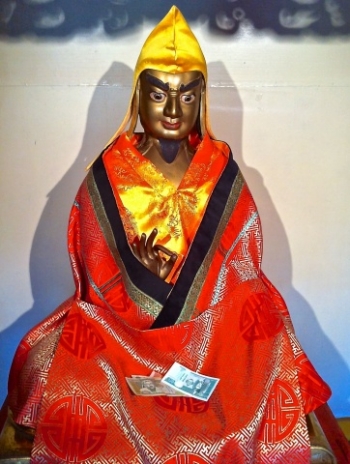 A Mongolian statue of the Buddhist historian and chronicler Taranatha. From www.jonangfoundation.org.