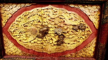 Phoenix and dragon motif at the Forbidden City. From www.flickr.com.