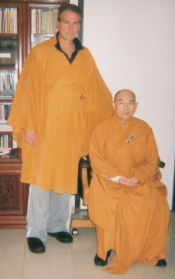 Andrew and his Dharma Master, Thich Chon Tanh. Taken from Andrew Williams' website