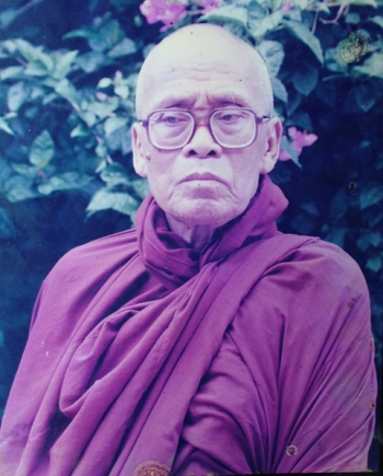 Aggavamsa Mahathera (1921-2008) Photo Credit: vangabodhi.wordpress.com