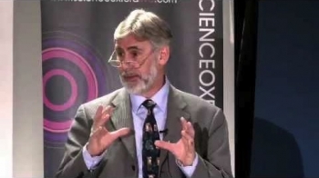 Prof. Mark Williams delivering a lecture on mindfulness. Source: Science Oxford Live, March 2012.