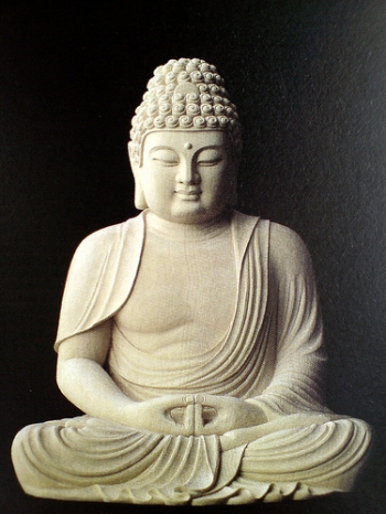 Amitabha Buddha in his simple majesty. From Flickr.
