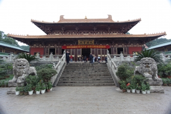 Donglin Temple at Lushan, the earliest center of Pure Land Buddhism. From Wikimedia Commons.