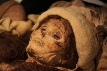 The Beauty of Xiaohe, a remarkably well-preserved mummy of a possible foremother of the Tocharians. From Liêm Phó Nhòm.
