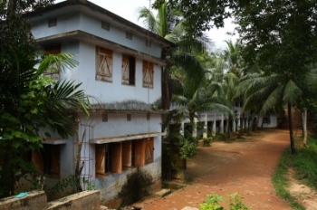 Part of the Moanoghar campus. From www.moanoghar.org