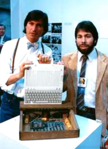 Jobs and Steve Wozniak, 1976. From weirdlyodd.com