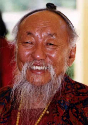 Chagdud Tulku Rinpoche. From dzogchen.org