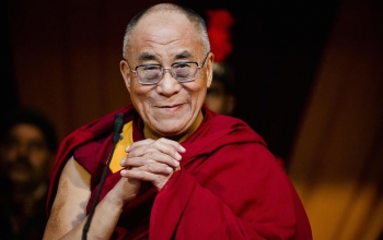 The Dalai Lama. From online.thatsmags.com