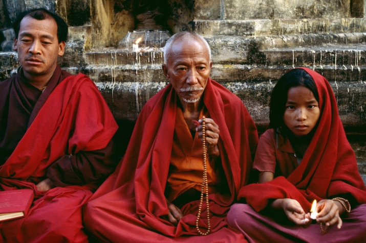 Transmission: three generations of practitioners at Bodhgaya, 2002