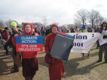 Bhikkhu Bodhi at a demonstration against the Keystone XL pipeline, 2013. From buddhistglobalrelief.me