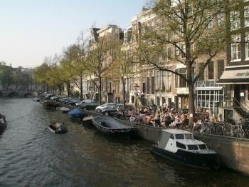 The canals of Amsterdam were surprisingly crowded to me, although I should have expected that given the room that is made for the waters and then the additional space sacrificed for cyclists.