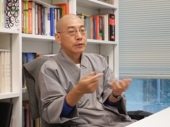 Ven. Guang Xing proposes that for the field of Buddhist ethics to be sustainable, it needs a new generation of scholars to rise and replace the many Western teachers who are retiring or have retired.