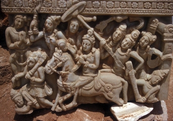 The Great Departure, Site Museum, Phanigiri, Andhra Pradesh. From the stupa at Phanigiri, Andhra Pradesh, limestone, c. 1st–2nd century. (P. 94, fig. 2.5.) Photo from Catherine Becker