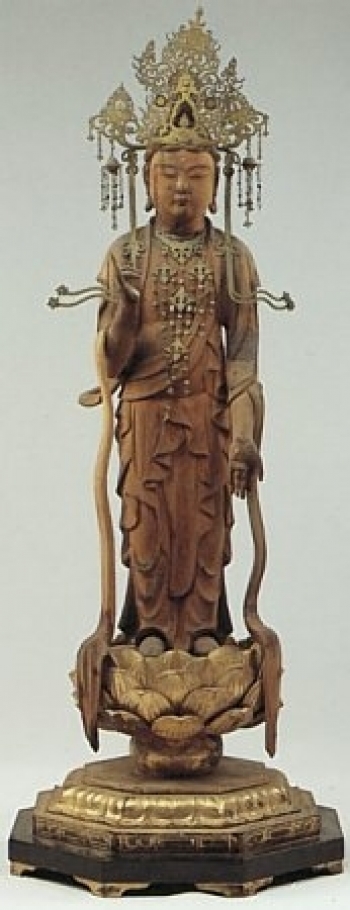 Gakko, bodhisattva of moonlight, from the temple Yakushi-ji in Nara. From onmarkproductions.com