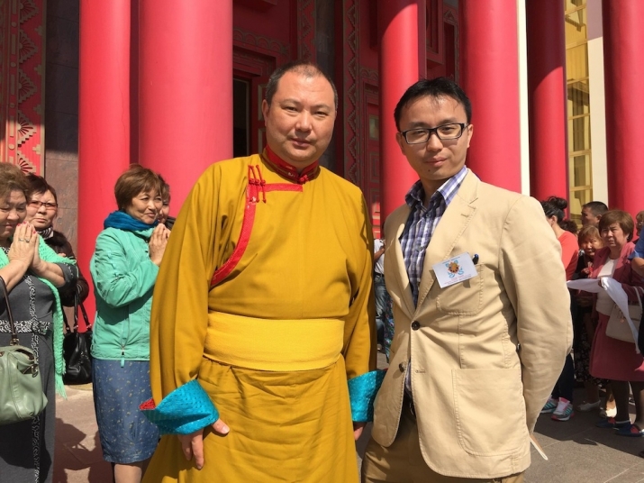 Telo Tulku Rinpoche with Raymond Lam. Photo by Buddhistdoor Global