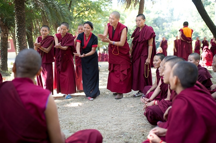 Tibetan nuns engage in energetic debate in Dharamsala. From dalailamatrustindia.org