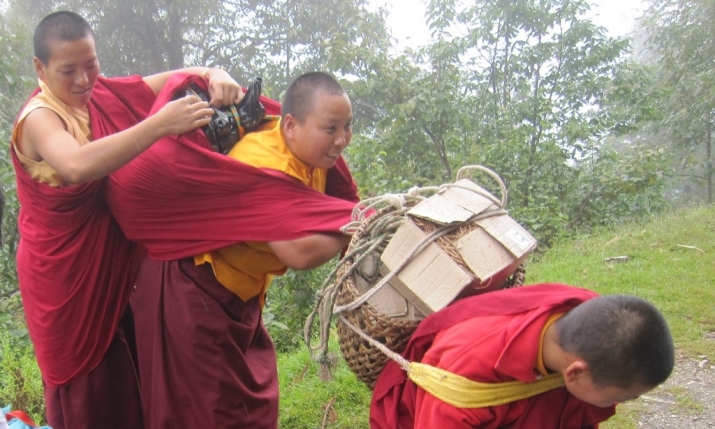 The nuns of Samten Choeling loading up before trekking up to Palri Buddha Park