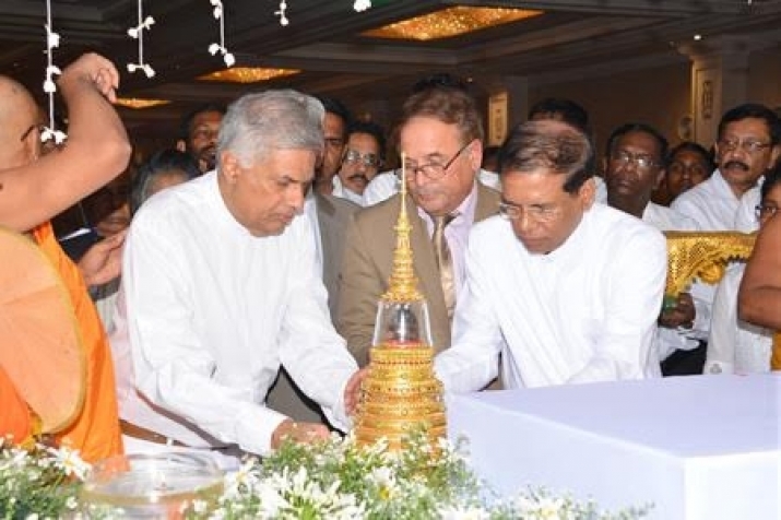Sri Lankan president Maithripala Sirisena and prime minister Ranil Wickramasinghe inaugurate the exposition in Colombo. From pakistanhc.lk