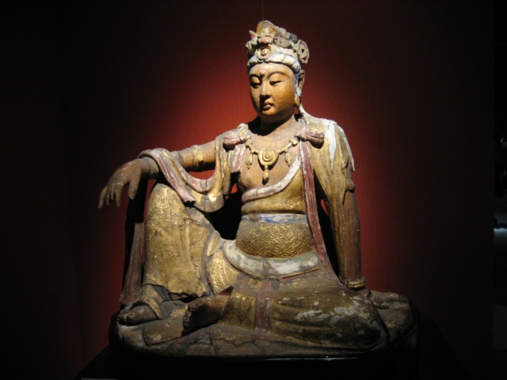 Wood Guan Yin Bodhisattva. From commons.wikimedia.org.
