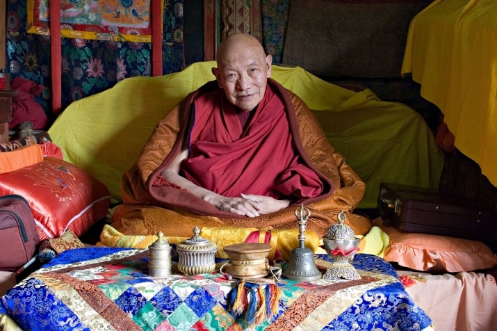 Trulshik Rinpoche at Thubten Chöling, 1990s. Photo by Thomas Kelly