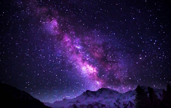 The shimmering Milky Way over the mountain of Nanga Parba, Pakistan. From commons.wikimedia.org