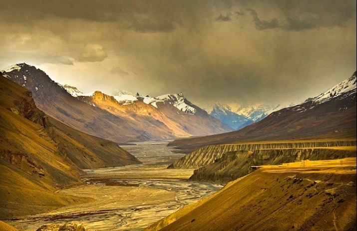 A Buddhist land: the spectacular Spiti Valley near Kaza, in Himachal Pradesh. Photo copyright Soumen Basu Mallick, 2008