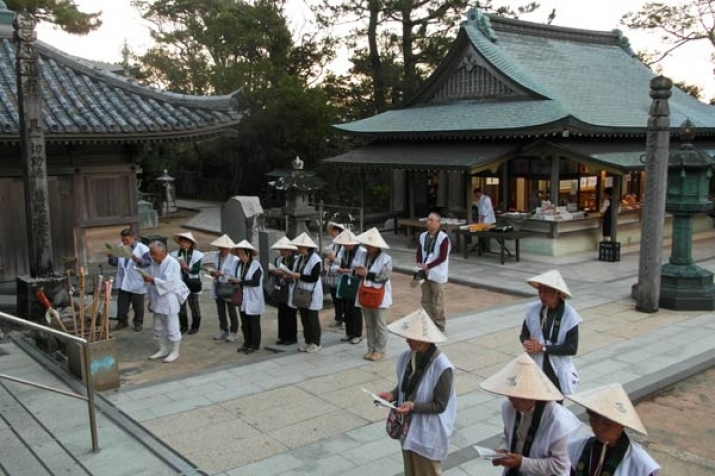 Pilgrims gather at Kongofuku-ji, the 38th temple on the pilgrimage route. From sacredsites.com