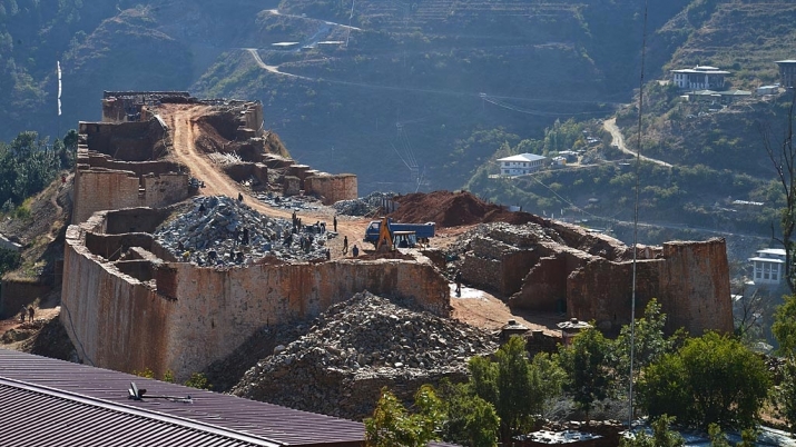 Fig. 5. Wangdu Phodrang Dzong rebuilding begins. 2014. Photo by Walt Galmarini