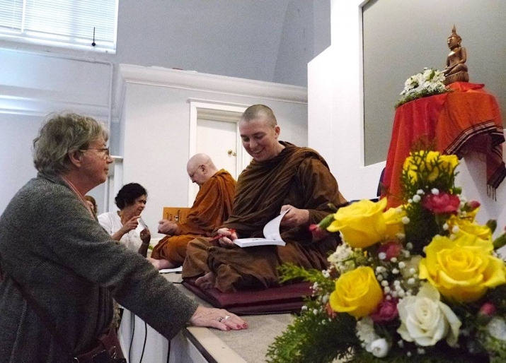 Ajahn Brahm and Ven. Candā signing books on tour. From Anukampa Bhikkhuni Project